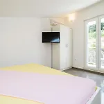 & Barisic 招待所
